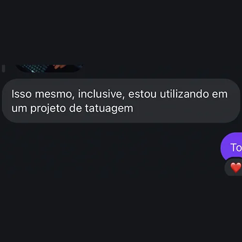 Cliente conta que está usando o pack em um projeto de tatuagem.